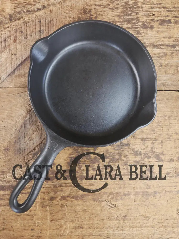 Must have egg skillet! Griswold #3 Skillet with Large Block Logo 709 B. Skillet