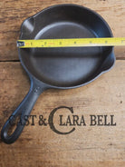Must have egg skillet! Griswold #3 Skillet with Large Block Logo 709 B Skillet