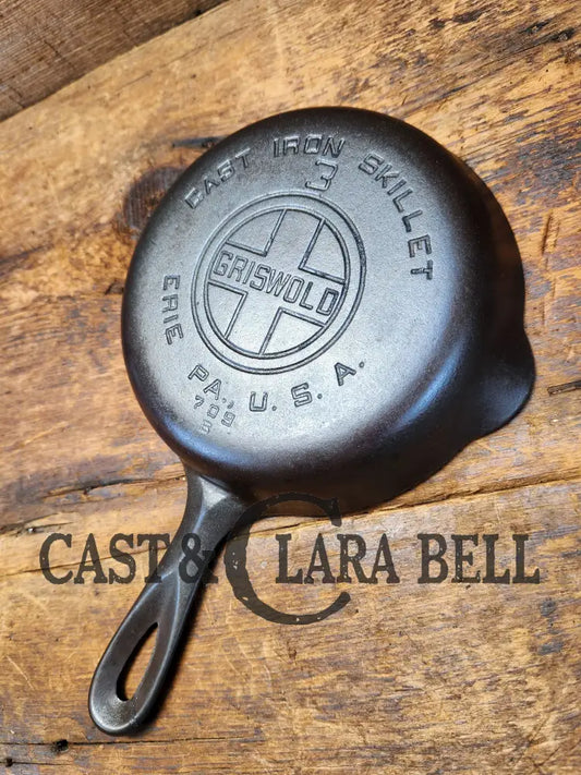 Must Have Egg Skillet! Griswold #3 Skillet With Large Block Logo 709 B.