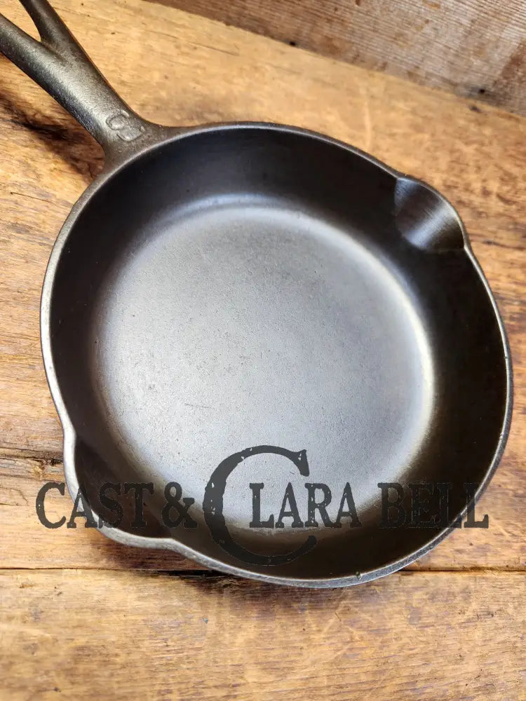 Must Have Egg Skillet! Griswold #3 Skillet With Large Block Logo 709 B.