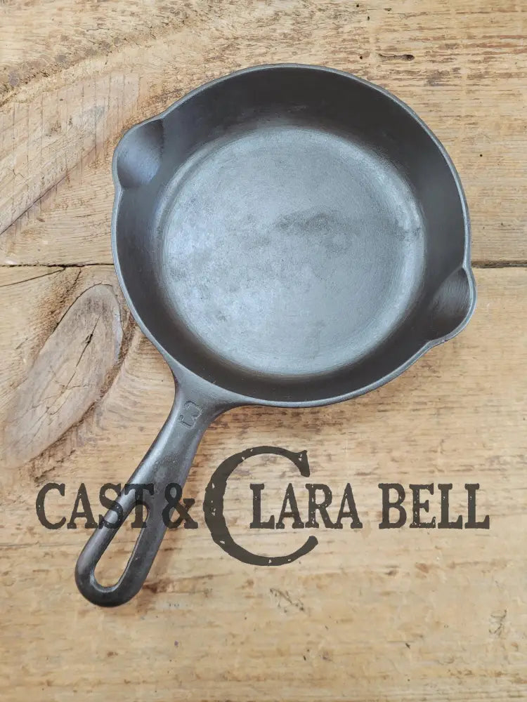 Must Have Egg skillet! Griswold No. 3 Skillet with Small Block Logo Erie PA 709 H DASH. Restored and Ready to Use!