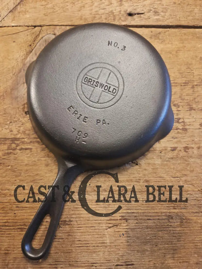 Must Have Egg skillet! Griswold No. 3 Skillet with Small Block Logo Erie PA 709 H DASH. Restored and Ready to Use!