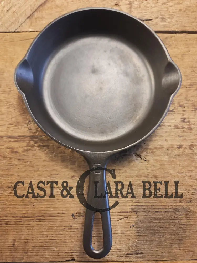 Must Have Egg skillet! Griswold No. 3 Skillet with Small Block Logo Erie PA 709 H DASH. Restored and Ready to Use!