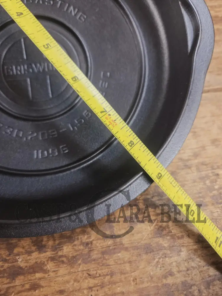 Need a lid? Hard to Find 1940’s Griswold Raised No. 6 High Dome Skillet Lid with Small Block Logo 1096 - Skillet