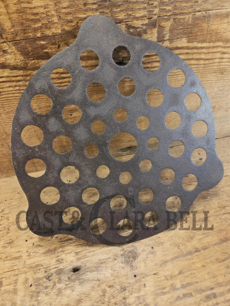 Need a trivet for your #7 dutch oven? Wagner Ware Drip Drop Trivet Dutch Ovens Trivets & Kettles