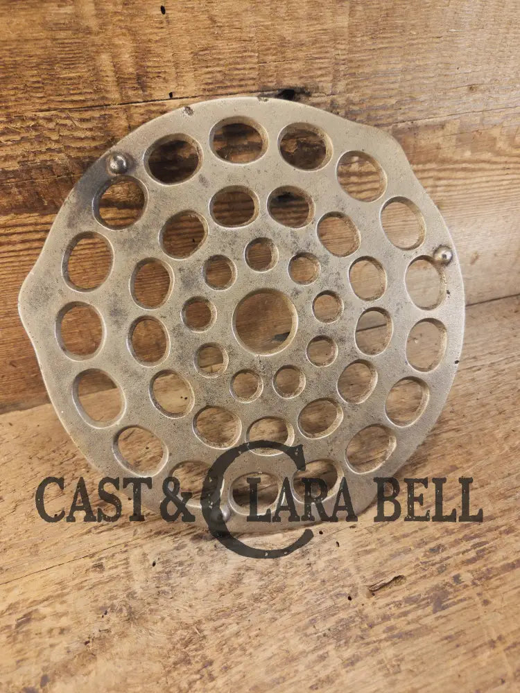 Need a trivet for your #8 dutch oven? Wagner Ware Drip Drop Trivet Dutch Ovens Trivets & Kettles