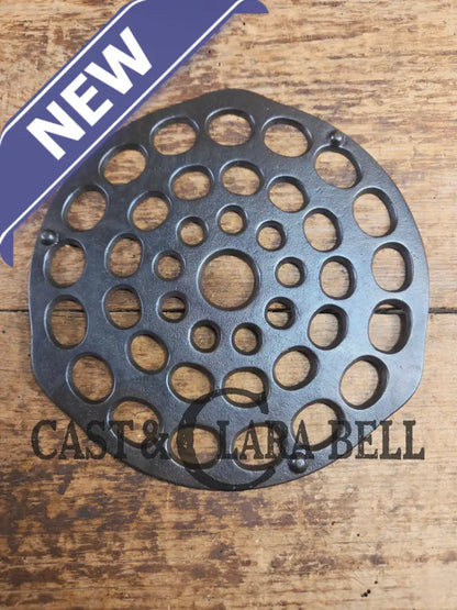 Need a trivet for your #8 dutch oven? Wagner Ware Drip Drop Trivet Dutch Ovens Trivets & Kettles