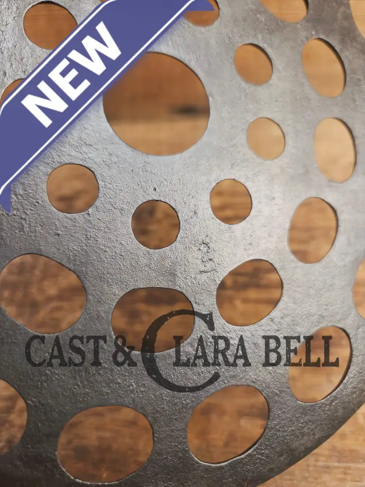 Need a trivet for your #8 dutch oven? Wagner Ware Drip Drop Trivet Dutch Ovens Trivets & Kettles