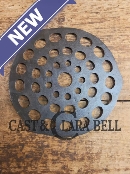 Need a trivet for your #8 dutch oven? Wagner Ware Drip Drop Trivet Dutch Ovens Trivets & Kettles