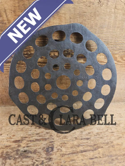 Need a trivet for your #8 dutch oven? Wagner Ware Drip Drop Trivet Dutch Ovens Trivets & Kettles