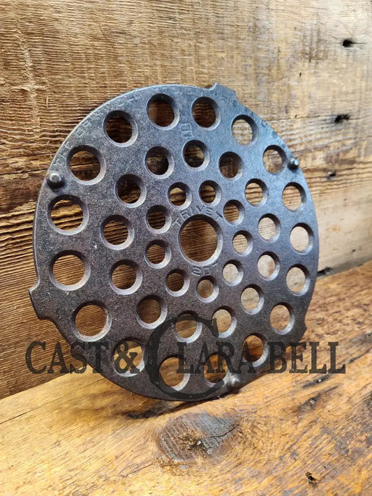 Need A Trivet For Your Dutch Oven? Griswold #9 Trivet. #207