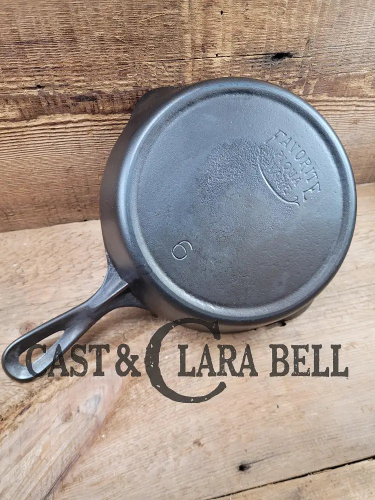 Not Seen Often. Favorite Piqua Ware #6 Cast Iron Skillet With Heat Ring And Smiley Logo