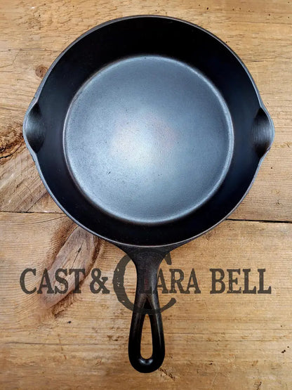 Not Seen Often. Favorite Piqua Ware #6 Cast Iron Skillet With Heat Ring And Smiley Logo