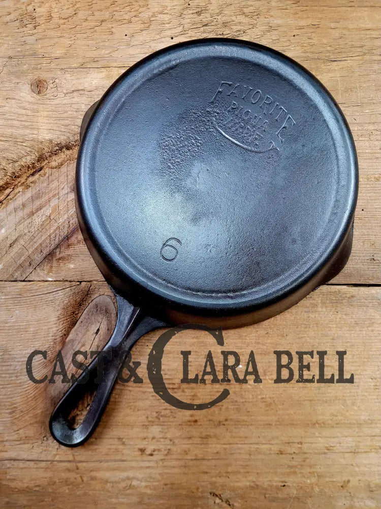 Not Seen Often. Favorite Piqua Ware #6 Cast Iron Skillet With Heat Ring And Smiley Logo