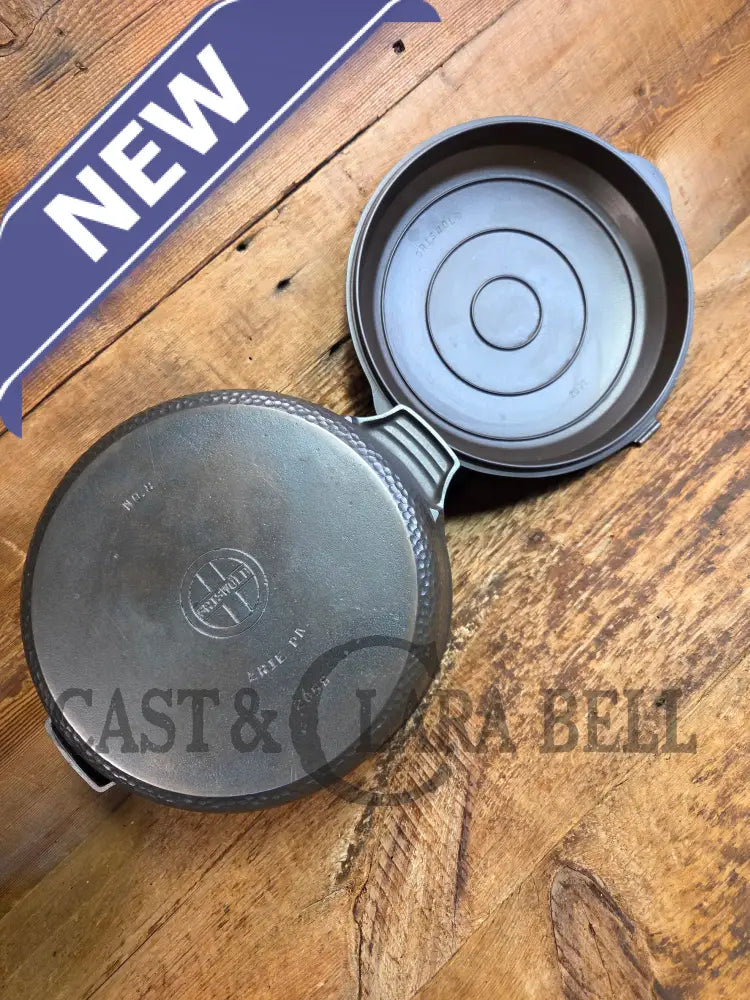 Oh my! Hard to find 1930’s Hammered finish Griswold No. 8 Hinged Dutch Oven w/ Small Logo - Dutch Ovens Trivets &