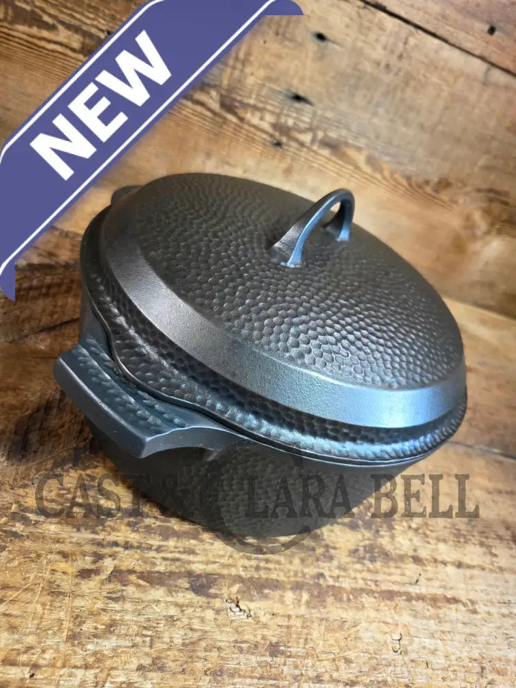 Oh my! Hard to find 1930’s Hammered finish Griswold No. 8 Hinged Dutch Oven w/ Small Logo - Dutch Ovens Trivets &