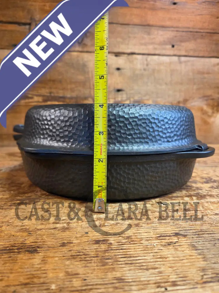 Oh my! Hard to find 1940’s Hammered finish Griswold No. 8 cast iron skillet 2008 with matching hinged skillet top 2040