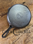 Oh my. HTF 1930’s Hammered finish Griswold No. 5 Hinged Cast Iron Skillet 2015