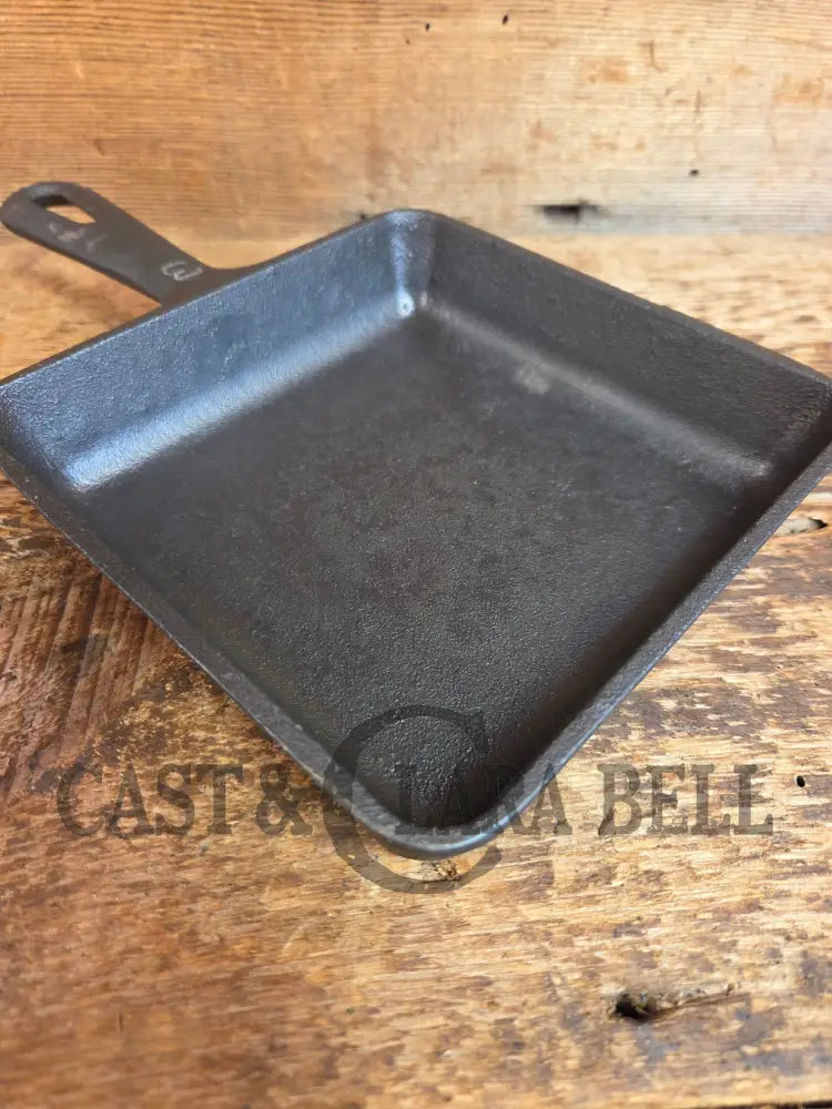 Oh my! Tough to find versatile 1930’s Griswold No. 2108 ’Groove Handle’ #3 Square-Fry Skillet - Skillet