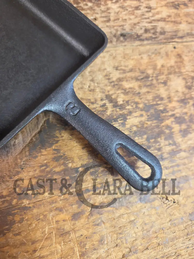 Oh my! Tough to find versatile 1930’s Griswold No. 2108 ’Groove Handle’ #3 Square-Fry Skillet - Skillet