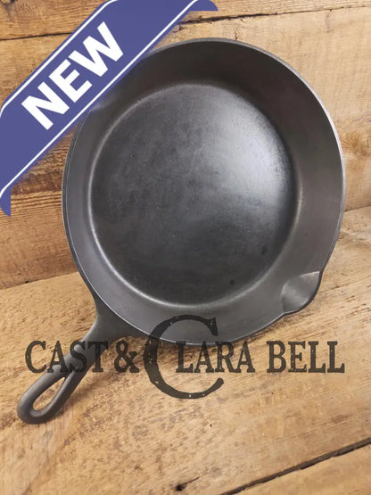 One of the earliest Griswold lines made! Lovely 1920’s Griswold #9 Skillet with Heat Ring and Large Slant Logo 710 H.