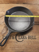 The Classic! 1924 Wagner Ware Sidney -O- #8 Skillet with Heat Ring and Stylized Logo 1058 E Skillet