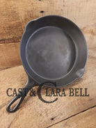 The Classic! 1924 Wagner Ware Sidney -O- #8 Skillet with Heat Ring and Stylized Logo 1058 E Skillet