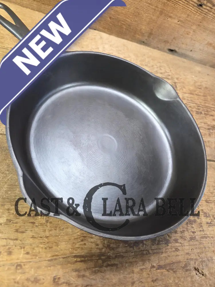 Our Best Seller. 1930’s Wagner Ware #8 Cast Iron Skillet with Stylized Logo 1058 S shift mark.
