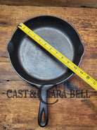 Priced To Sell! 1930’S Wagner Ware #8 Cast Iron Skillet With Stylized Logo 1058 X