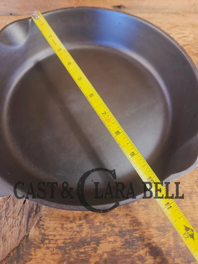 Our Best Seller! 1930’s Wagner Ware Sidney -O- #8 Skillet with Smooth Bottom 1058 K - Skillet