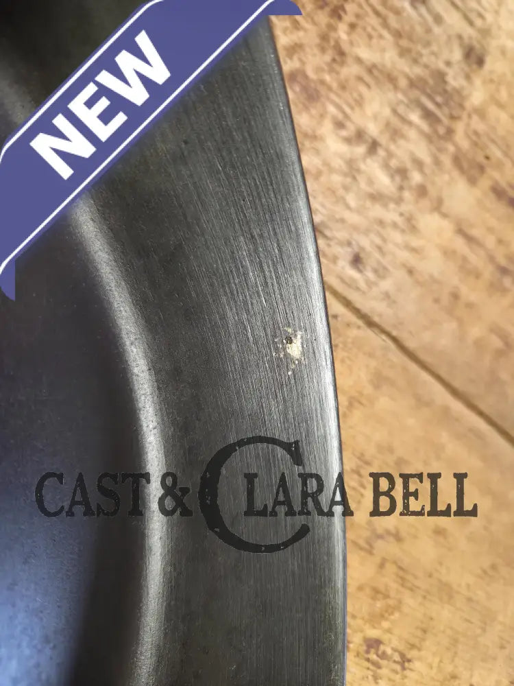 Our Best Seller! Wagner Ware #8 Cast Iron Skillet with Smooth Bottom 1058 I. Best seller for size and weight Skillet