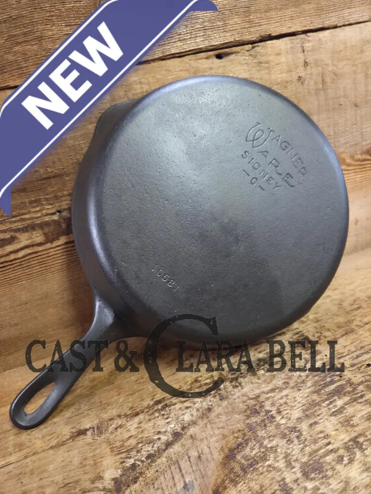 Our Best Seller! Wagner Ware #8 Cast Iron Skillet with Smooth Bottom 1058 I. Best seller for size and weight Skillet