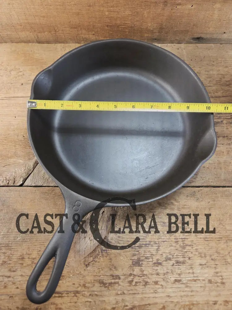 Wagner Ware #8 Cast Iron Skillet with Stylized Logo and Smooth Bottom 1058 M SC24 Skillet