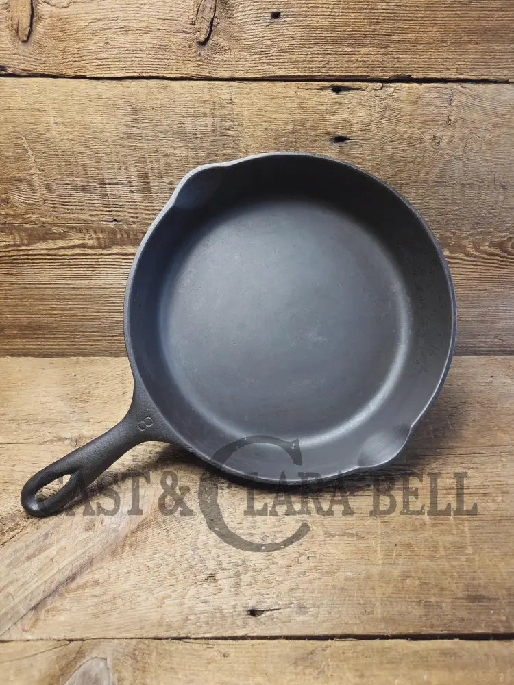 The Classic! Wagner Ware Sidney -O- #8 Skillet with Stylized Logo and Smooth Bottom 1058 O SC24 Skillet