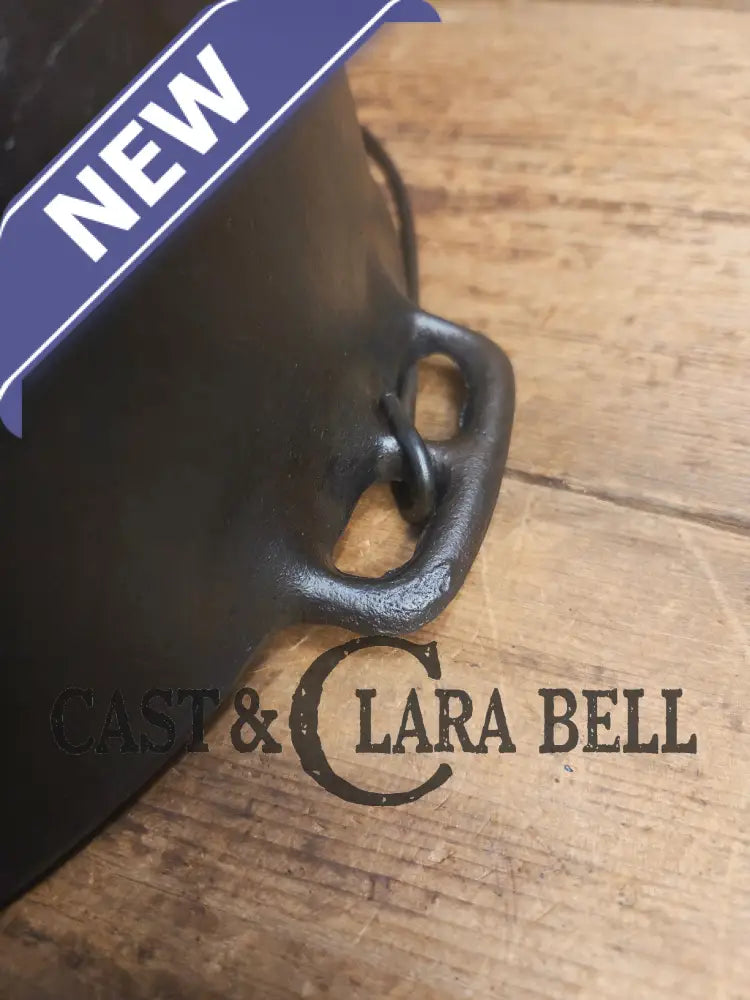 Phenomenal! Very rare 1910’s Griswold Size #11 (2634) Dutch Oven with Slant Logo and (2636) Lid. One you don’t see