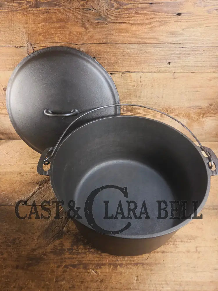 Phenomenal! Very rare 1910’s Griswold Size #11 (2634) Dutch Oven with Slant Logo and (2636) Lid. One you don’t see