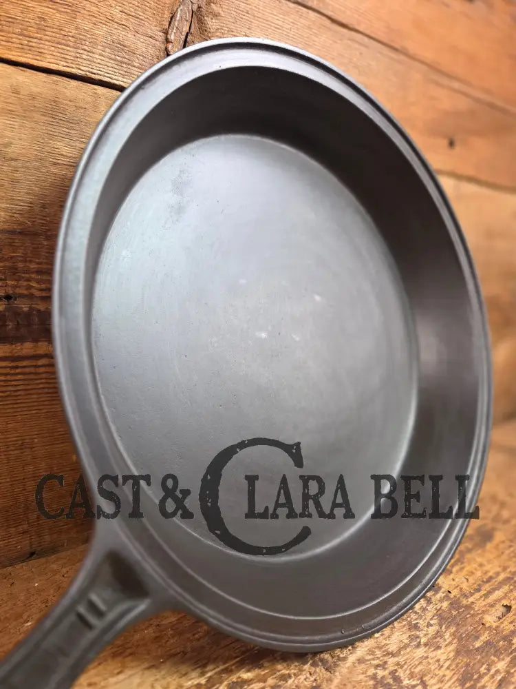 Philo Penfield Stewart pattern unmarked Mid 1800’s elegant HUGE #11 skillet. Gorgeous Skillet