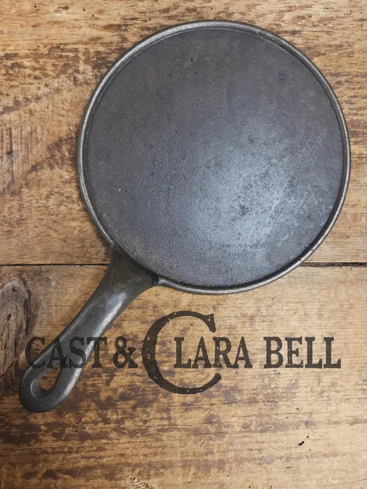 Piece of American history. Late 1800’s antique #7 Round Cast Iron Stove Eye Griddle. Elegant and hard working. SC24