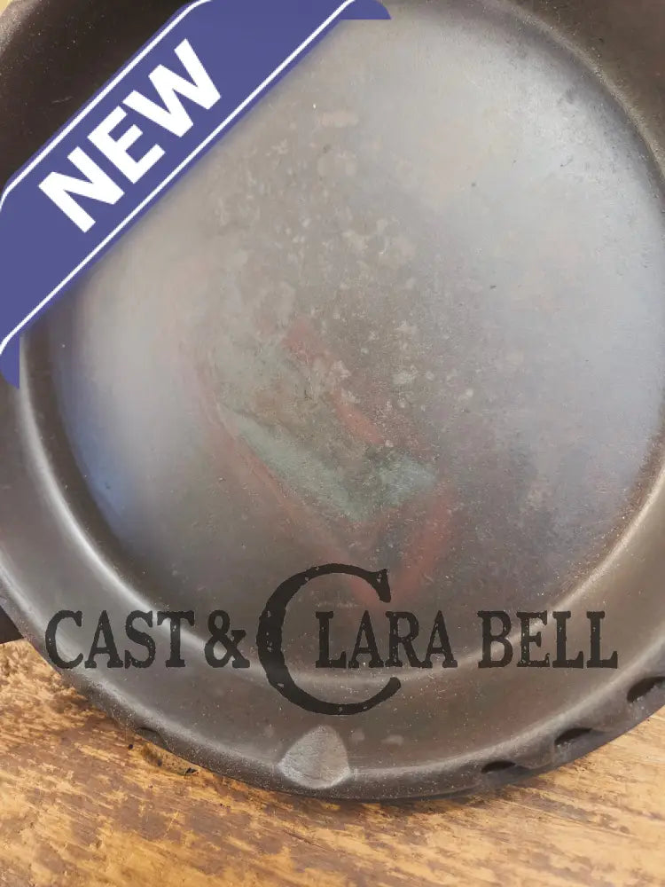 Pretty unique piece! Griswold Odorless skillet 869. Utility Skillet - Skillet