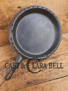 Pretty unique piece! Griswold Odorless skillet. Priced to sell Skillet