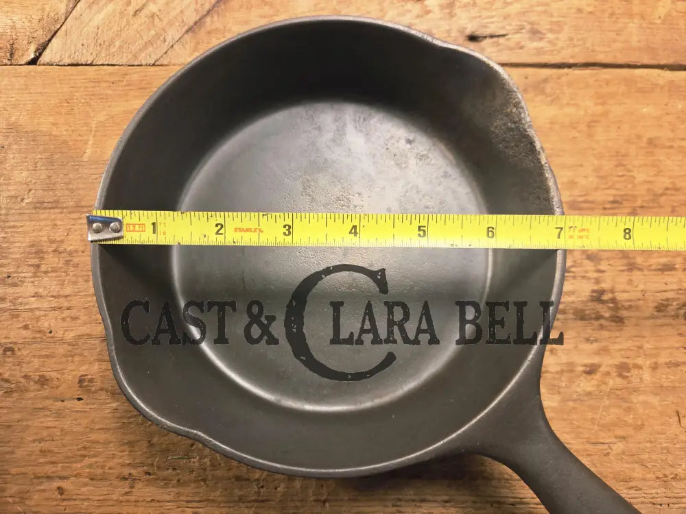 Price to Sell! HTF 1920’s Era Wagner Sidney -O- #4 Skillet with Heat Ring #4A. Great for small item cooking eggs and