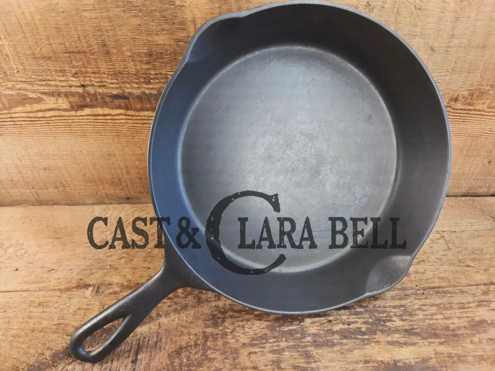 Priced to Sell! 1890’s 3rd Series ERIE #8 Skillet with Heat Ring 704. Amazing piece of culinary history. Wonderfully