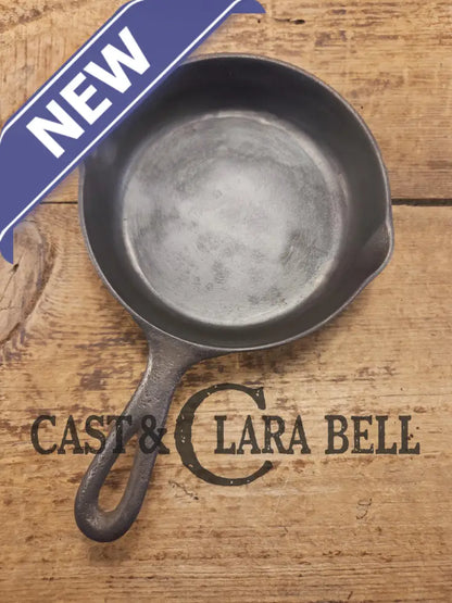 Priced to sell! 1910’s Lodge #3 Skillet with Heat Ring and Arc Logo! Perfect egg skillet for any cook! Skillet