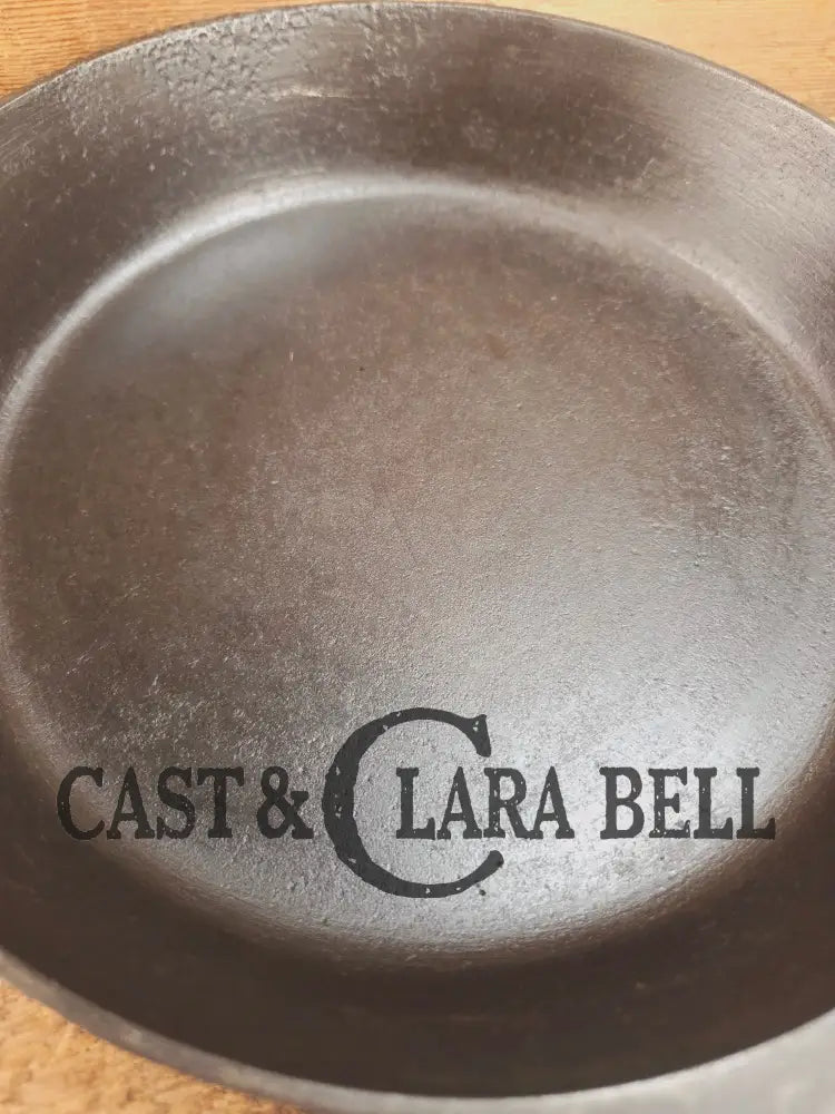 Priced To Sell! 1920’s Griswold #8 Skillet with Large Block Logo and Smooth Bottom 704 Skillet