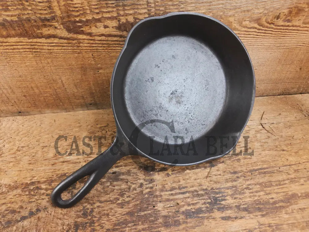 Priced to Sell 1920’s Wagner #4 Skillet with Heat Ring Single digit 4 Skillet