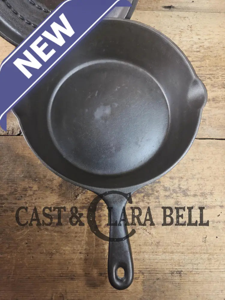 Priced to Sell! 1920’s Wagner Ware #8 Deep Skillet with Lid. Perfect chicken fryer! Restored and Ready to Use! SC24