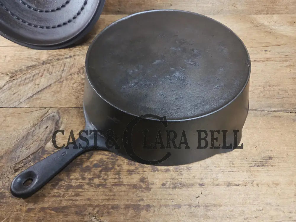 Priced to Sell! 1920’s Wagner Ware #8 Deep Skillet with Lid. Perfect chicken fryer! Restored and Ready to Use! SC24