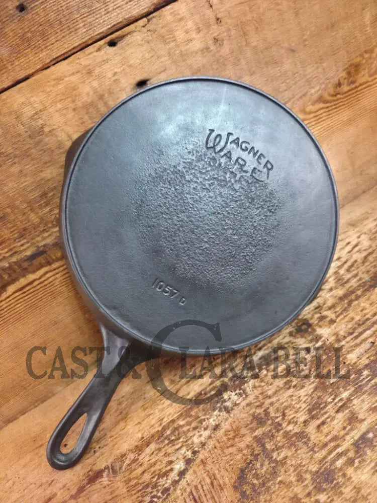 Priced to Sell! 1924 Wagner made National / WagnerWare dual logo #7 Center logo cast iron skillet with Heat Ring 1057 D