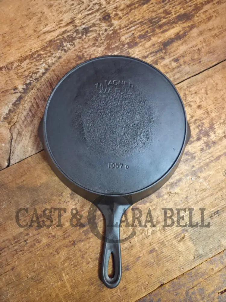 Priced to Sell! 1924 Wagner made National / WagnerWare dual logo #7 Center logo cast iron skillet with Heat Ring 1057 D