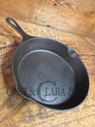 Priced to Sell! 1924 Wagner made National / WagnerWare dual logo #7 Center logo cast iron skillet with Heat Ring 1057 D